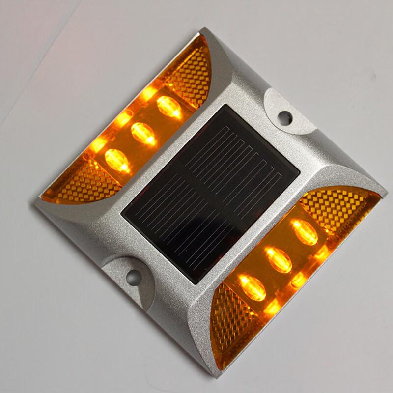 Solar Powered Cast Aluminum Road Stud