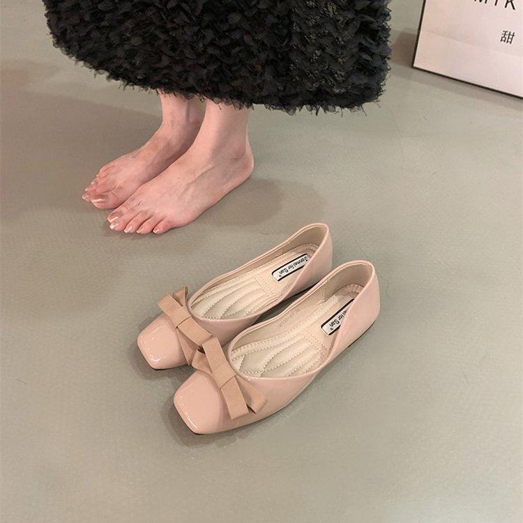 French Flat Heel Soft Leather Bow Light Mouth Square Head Single Shoes Women's 2025 Autumn New Shoes Commuter Versatile Soft Sole Ladyshoes