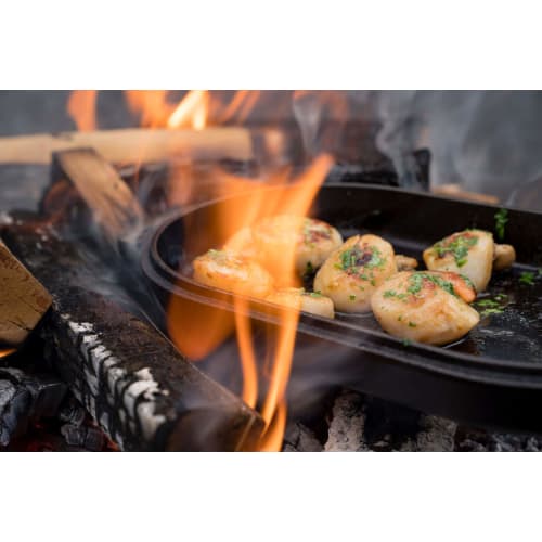 Ooni Cast Iron Sizzler Pan - Cast Iron Sizzler Plate - Ooni Cast Iron Pan - Cast Iron Pizza Pan - Ooni Pizza Oven Accessories