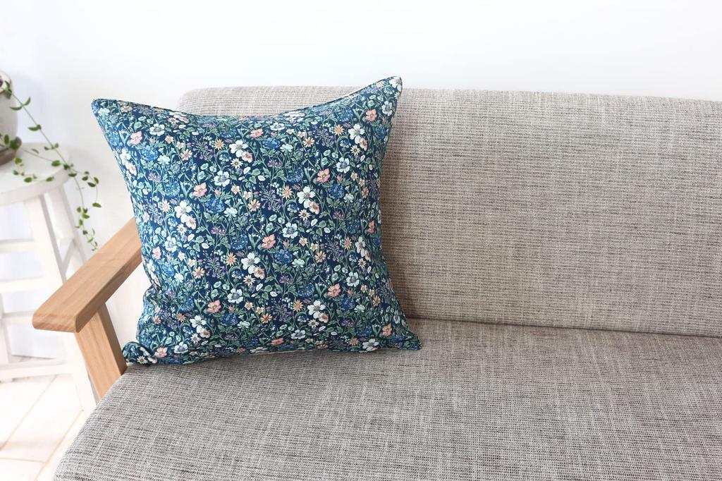 DDintex FLORET LONDON Cushion Cover, Rachel Meadow, Navy, 45x45cm [Liberty Print]