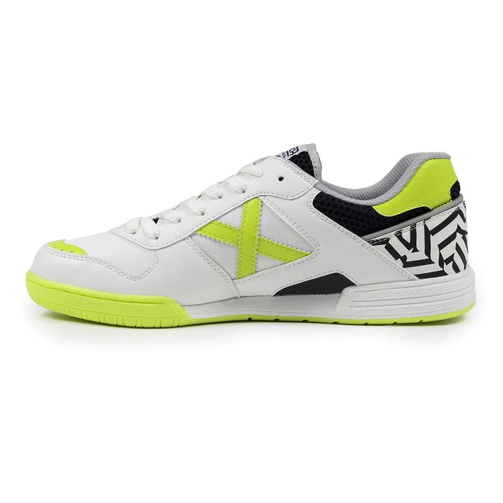 Munich Sneakers Continental V2 67