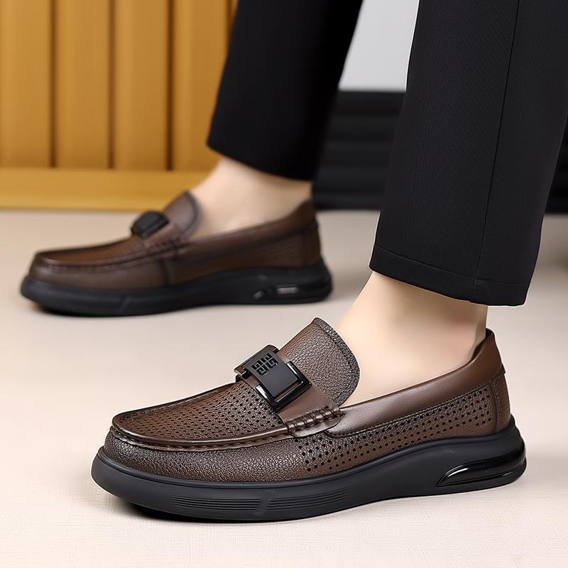 2025 Summer Hallow Casual Leather Shoes for Men Fashion New Designer Solid Color Luxury Shoes Male British Business Shoe Man