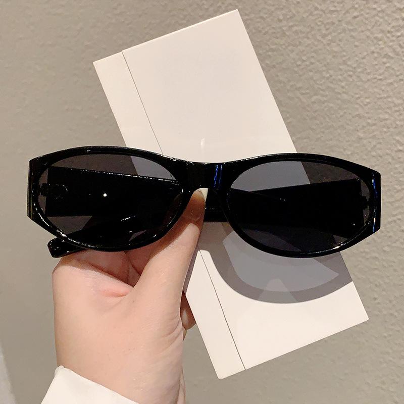 

Luxury Brand Designer Vintage Oval Sunglasses Women For Men Sun Glasses Trendy Punk Popular Sexy Ladies Outdoor Eyeglasses