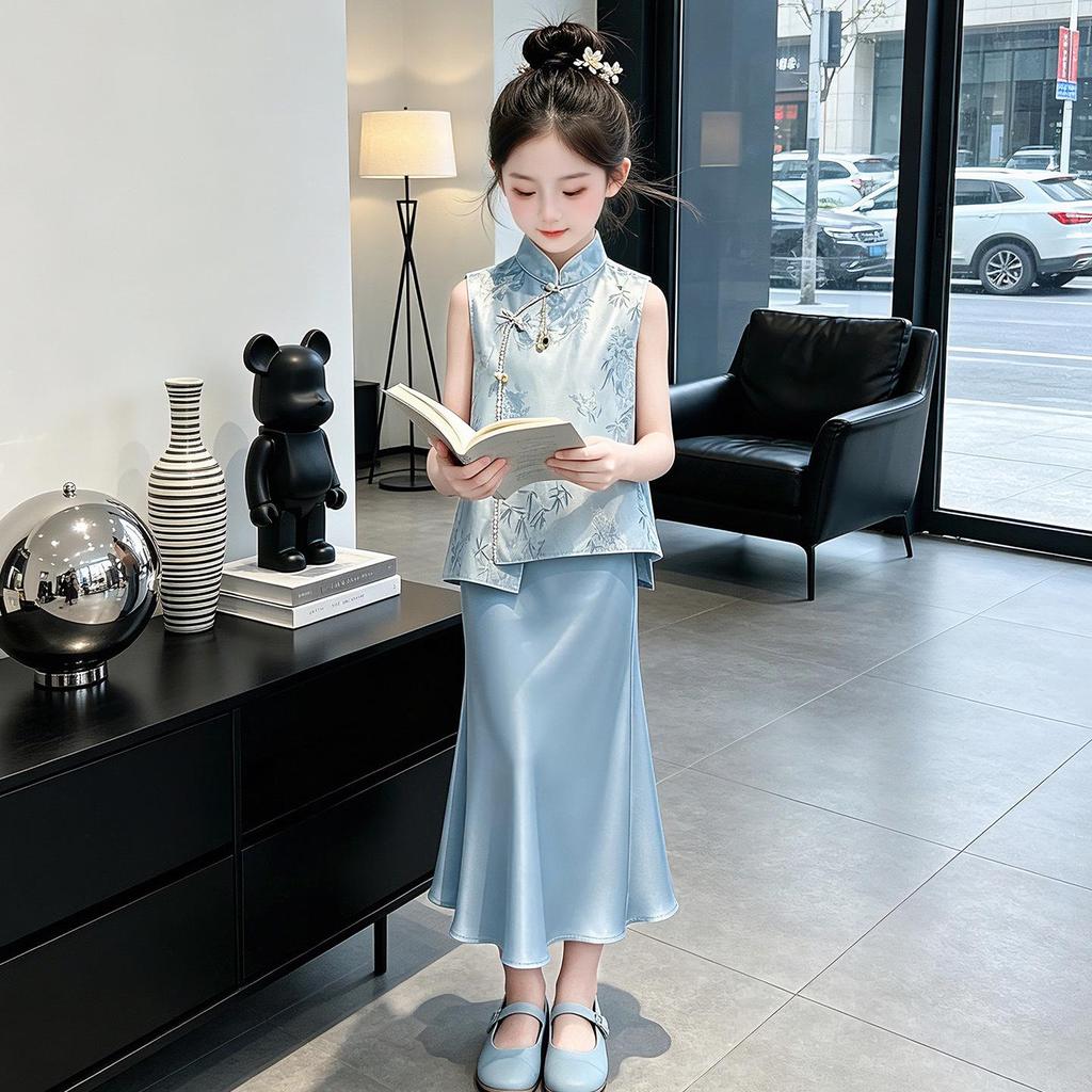 Set Top Qipao Estivo 2026 per Ragazze con Motivo di Bambù e Gonna a Sirena in Raso
