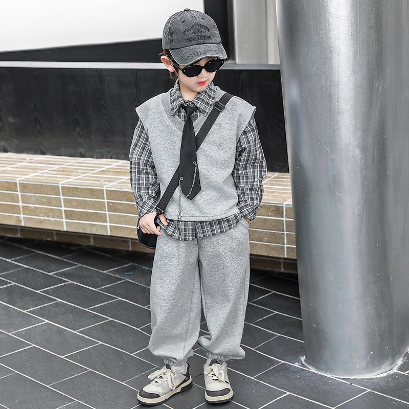 Jungen 2025 Herbst Preppy 3-teiliges Set: Stilvolles Hemd, Weste und Sportbekleidung