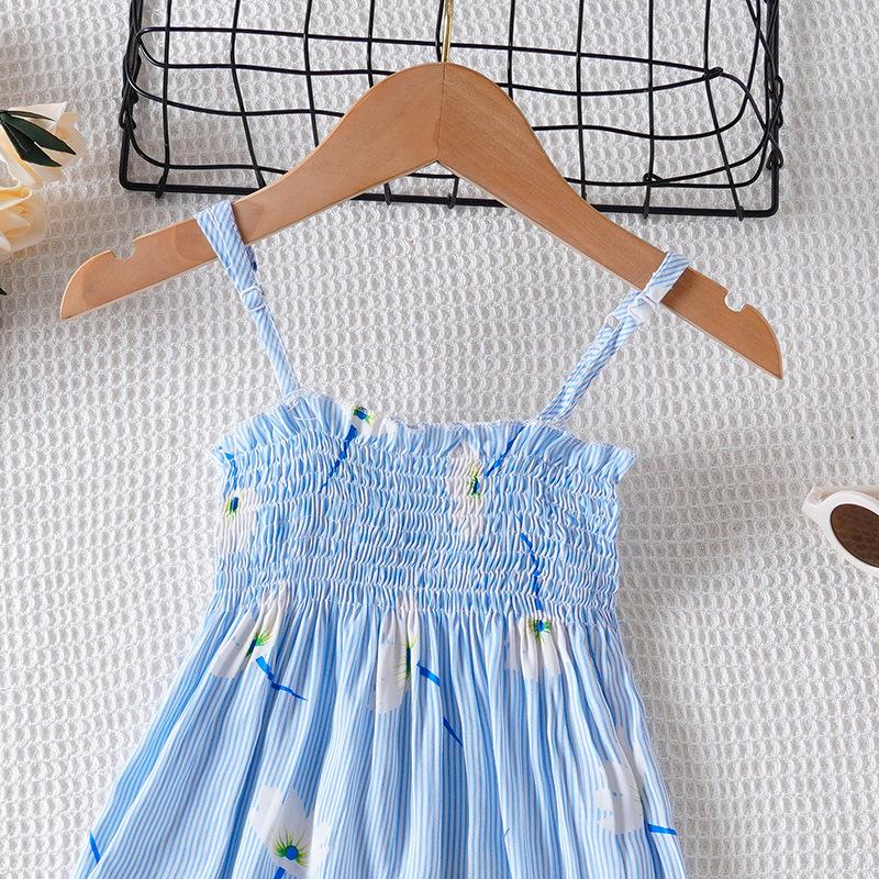 Sommerliches Mädchen-Smockkleid mit Blumenmuster und verstellbaren Trägern