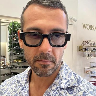 Popular Small Square Sunglasses for Men New Classic Fashion Design Retro Man Sun Glasses Goggles Eyewear  Mujer