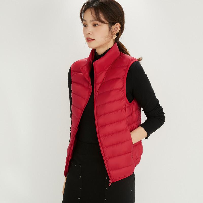 Thin Down Jacket Vest Women's New Autumn and Winter 2024 90 White Duck Down Vest Stand-up Collar Short Vest Tide