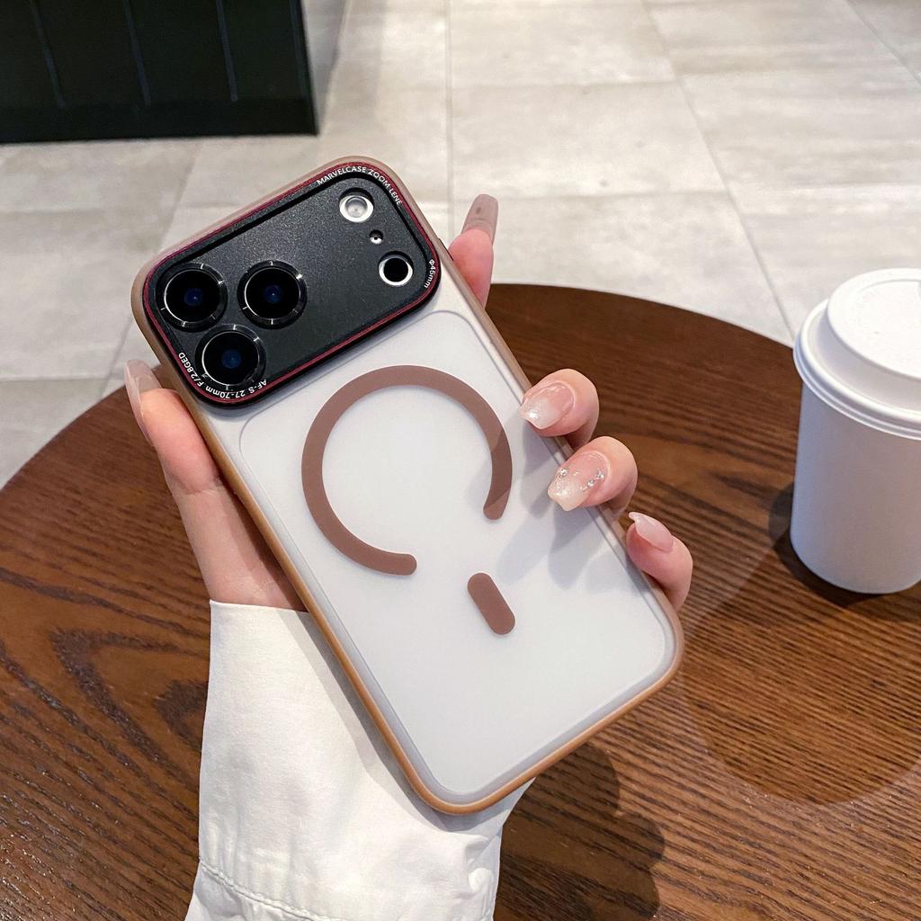 Leica Magnetic Suction Is Suitable for The Matte Touch Phone Case of IPhone 17 and The Anti Drop Protective Case of Apple 17 Promax