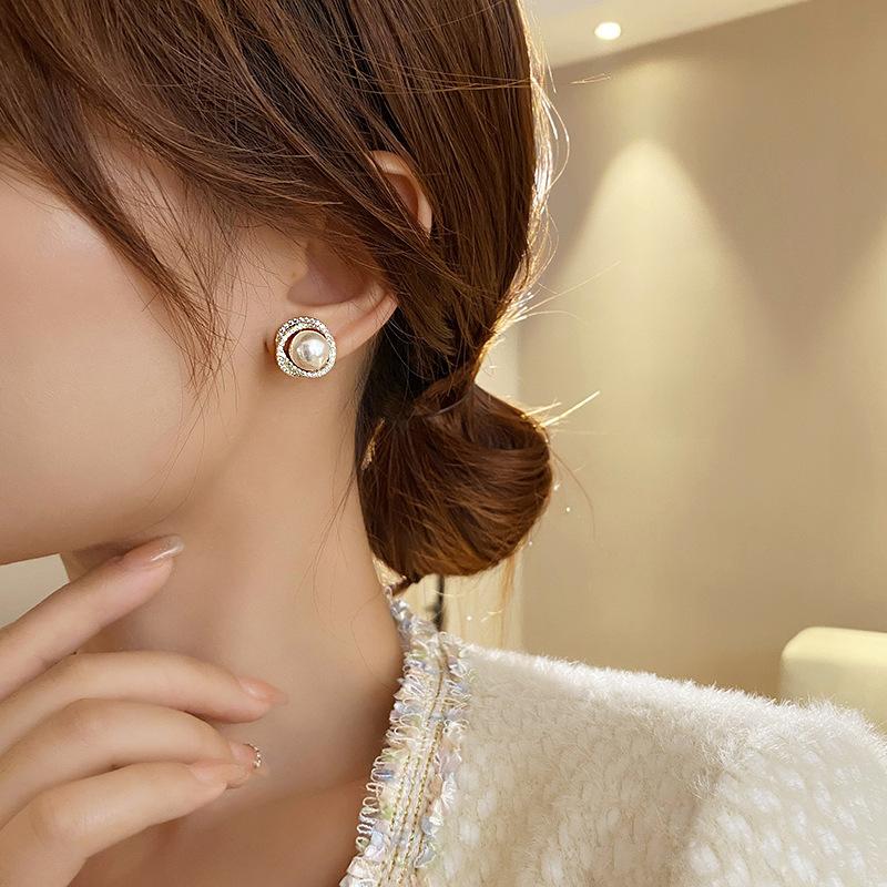 925 Silver Needle Spiral Pearl Stud Earrings for Women - High-end and Elegant Earrings, Pure Silver Needle Luxury Ear Jewelry