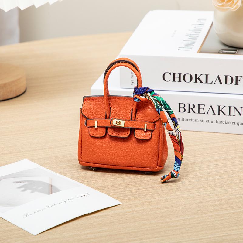 

Platinum Mini Pendant Coin Purse & Key Bag - Creative, Cute Charm оранжевый