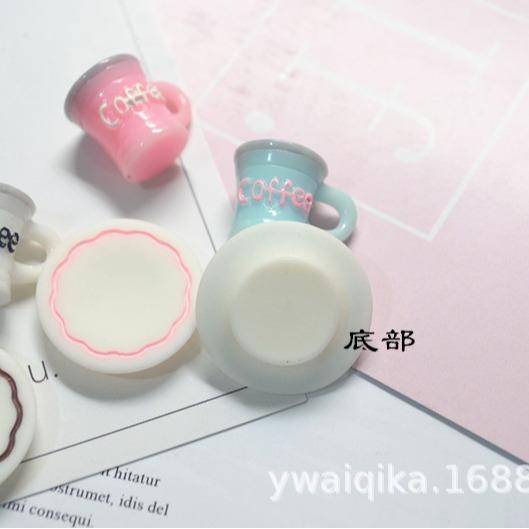 Mini-DIY-Mikrolandschafts-Kaffeetasse und Untertasse aus Kunstharz zum Spielen oder Ausstellen