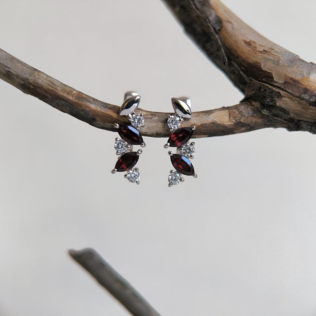 Серебряные серьги с натуральным гранатом 1.908ct (2204268)