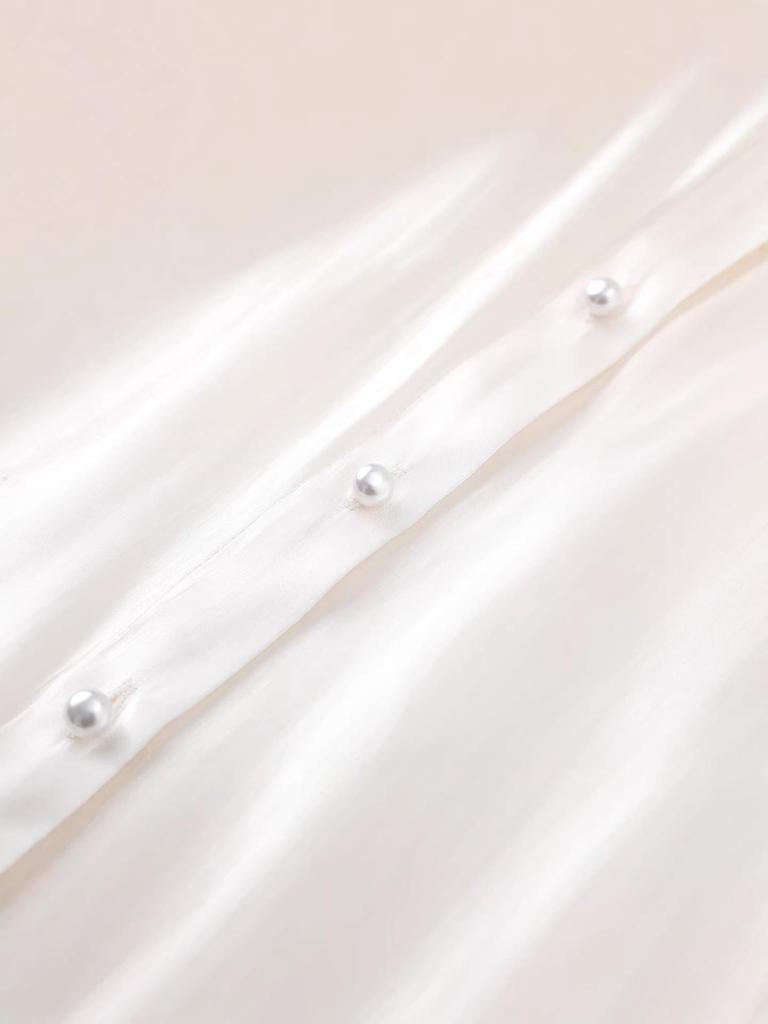 2026 Spring Pearl Flower Bell Sleeve Women's Fragrance French Collar Shirt