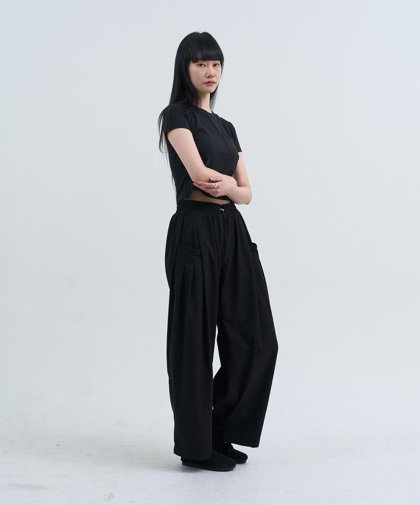 Yuseuteule Chest Pocket Short Sleeve T-Shirt (Black)