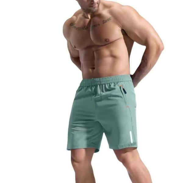 Large Summer Thin Quick Drying Beach Shorts Casual Five Quarter Pants Men's Shorts