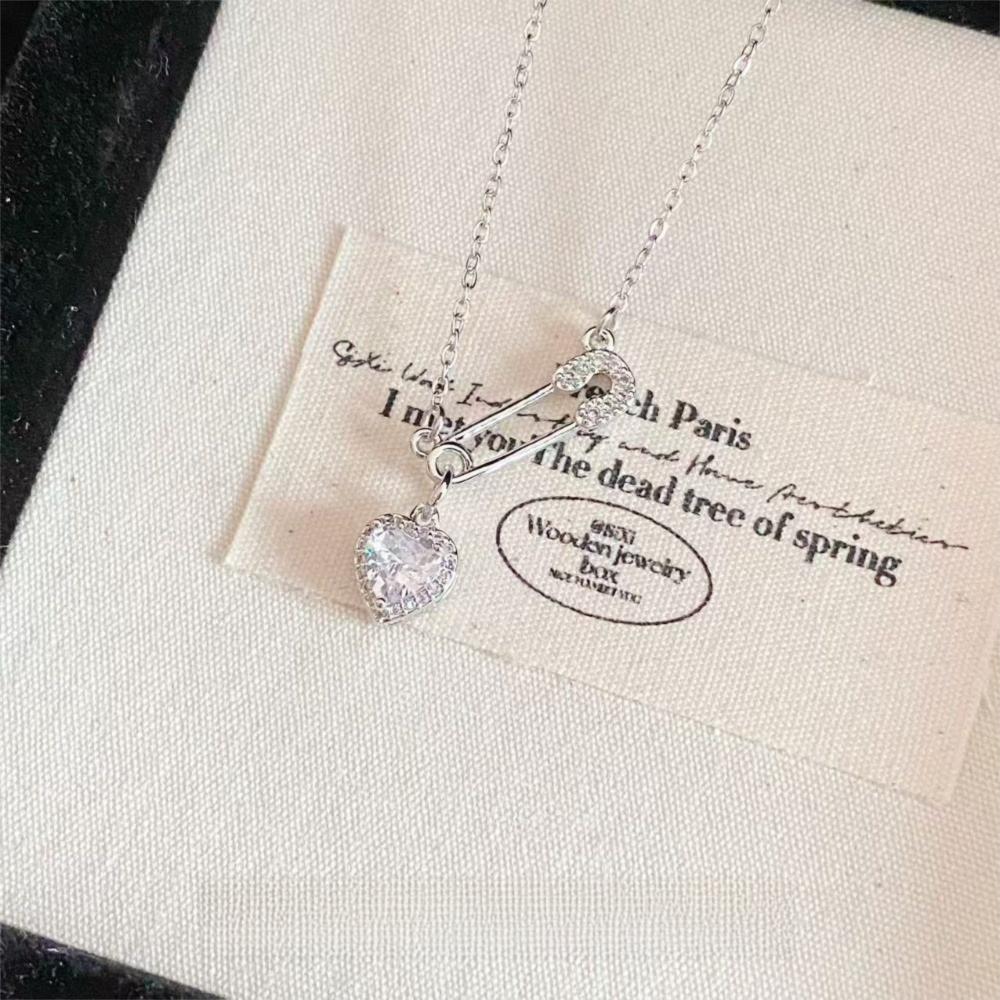 Love Pendant Pin Necklace Safety Needle Necklace Fashion Choker  Women