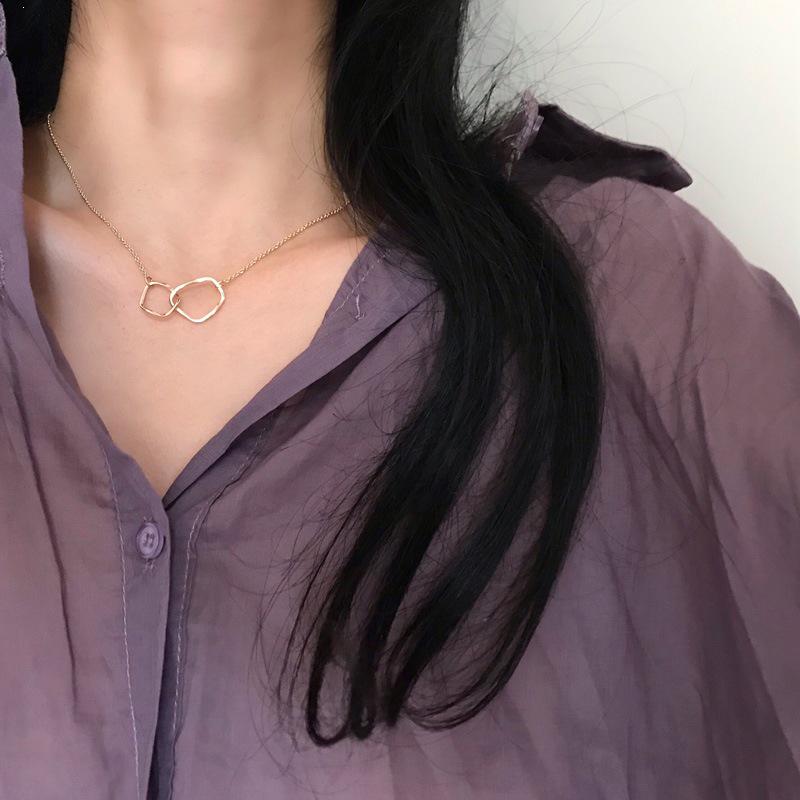 Women's Korean Geometric Cross Clavicle Chain Necklace - Versatile, Stylish, Simple