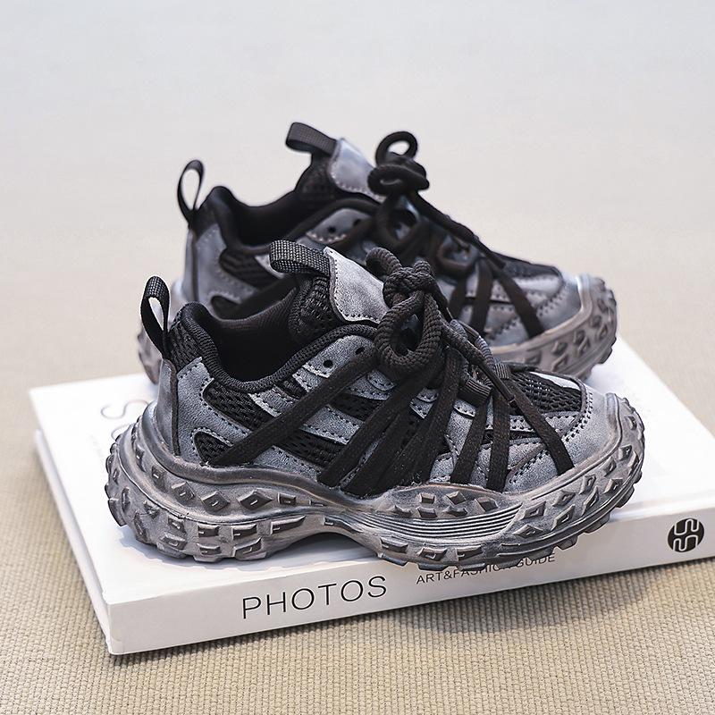 

Boys shoes 2025 spring and summer new children s sports shoes mesh girls casual frame casual shoes fashion versatile 30 чёрный