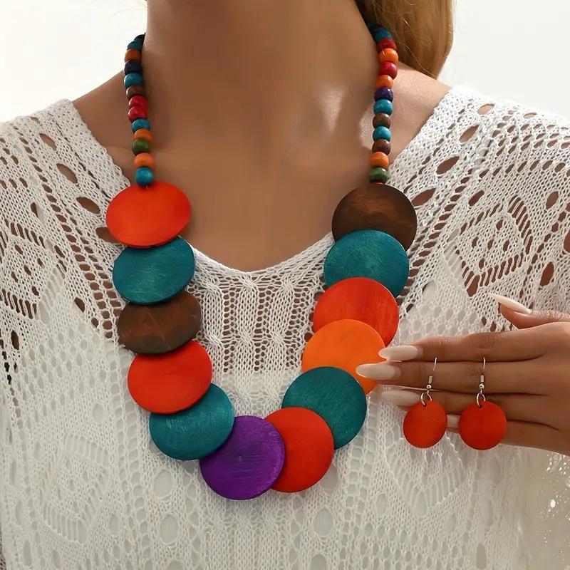 Artistic Handmade Boho Wood Bead Necklace, Exaggerated Oversized Focal Piece for Beach Holiday and Bohemian Vacation Accessory