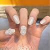 Handmade Press On Nail French Simple Aurora White Milk Color 3D Carved Ice Crystal Flowers Short Oval Fake Nail Patch Artificial Nail Reusable
