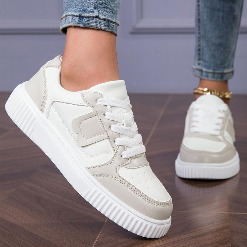 Large Size White Shoes Men's and Women's Autumn Leather Waterproof Casual Sports Shoes Youth Casual Board Shoes