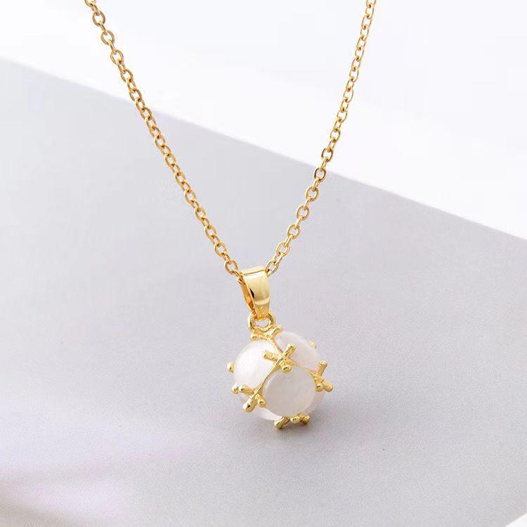 2025 Women s Cat s Eye Clavicle Necklace - Versatile, Light Luxury Pendant Accessory