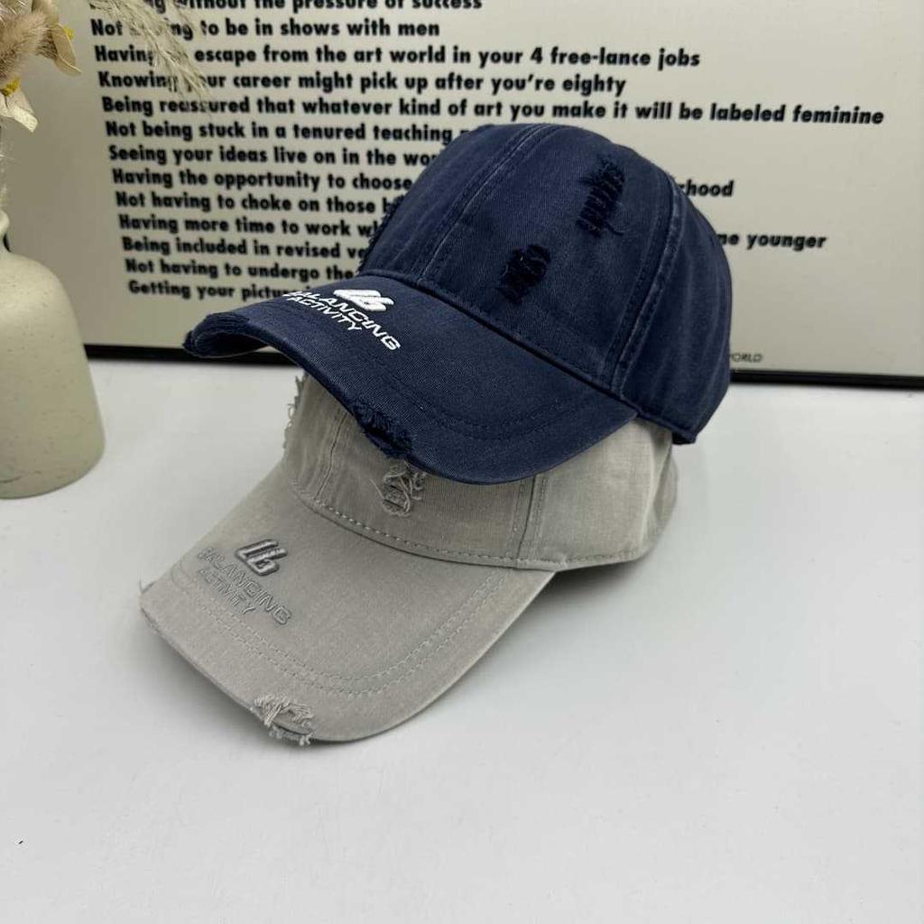 Vintage brim letter embroidered baseball cap women's casual versatile peaked cap, broken hole showing face small wide brim sun hat