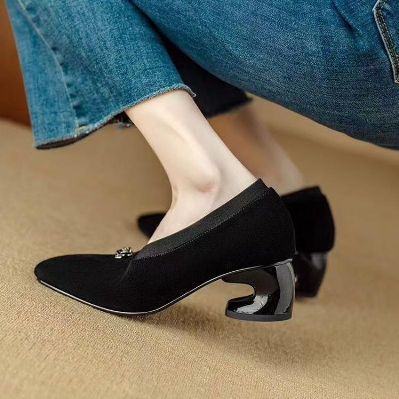 Mode 2024 Neue Damenmode Quadratische Zehenpartie Tägliche Ballerinas Damen Bequeme Büro Designer Schuhe Weiblich Elegant Metallblume Flache Schuhe