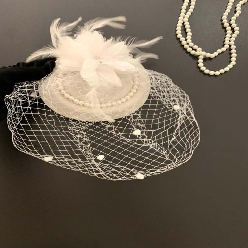 

Шляпки-fascinator Женские Сетчатая вуаль Перо С заколками Маленькая цилиндрическая шляпка Свадебные Свадебные Коктейльные Головные уборы белый
