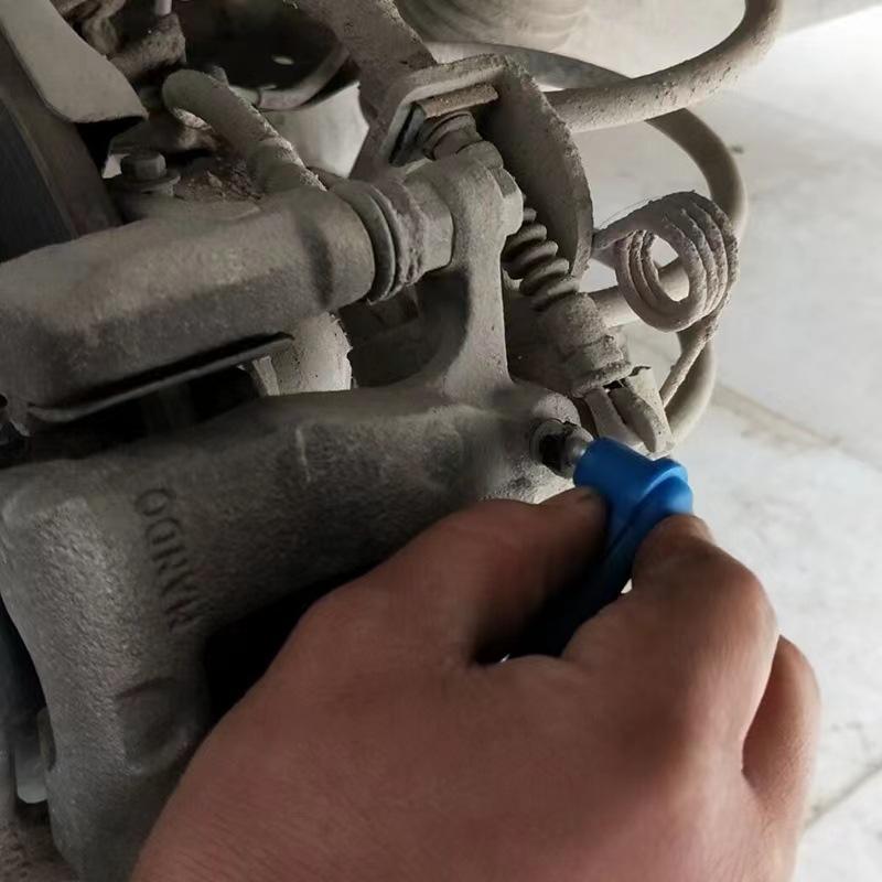 Car Brake Oil Changer Connector Brake Fluid Changing Connector Oil Pump Brake Kit Oil Filling Change Connector Auto Accesorios