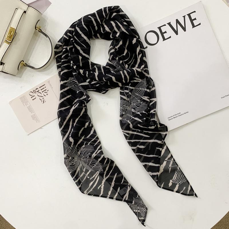 Brauner Seidenschal mit Tupfen: Vielseitiges Haarband mit Bindeband & Accessoire für Frauen 2025