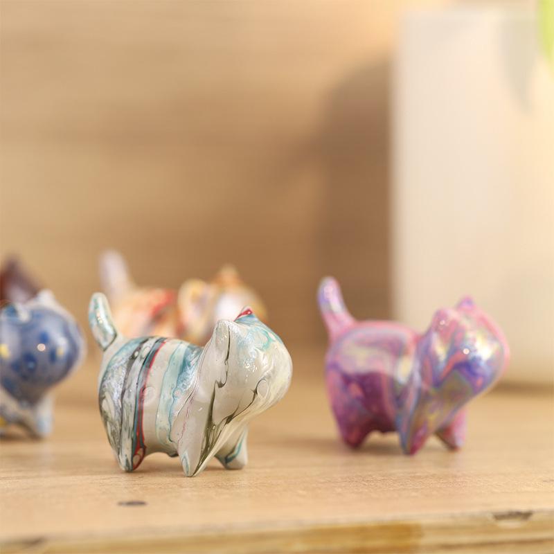 Handmade Marbled Lacquer Cat Pendant: Cute DIY Wood Craft Ornament