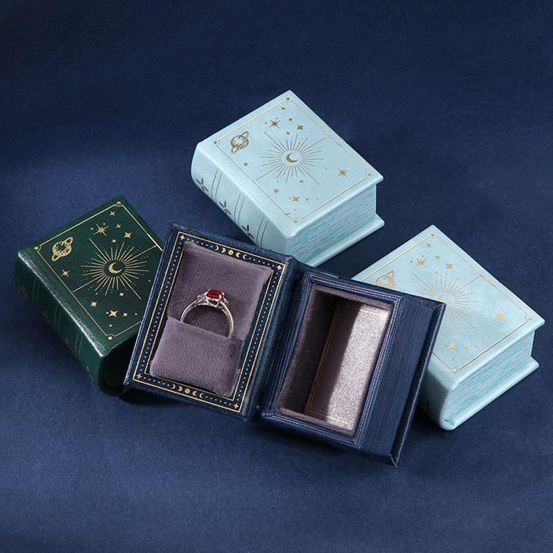 1Pc Pu Leather Book-Shaped Ring Box With Suede Fabric Lining Creative Flip Lid Magnetic Ring Holder Jewelry Gift Case Accessorie