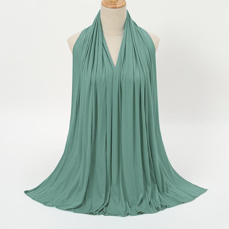 Middle East hot-selling solid color mercerized cotton headscarf soft versatile autumn and winter warm shawl ere carf