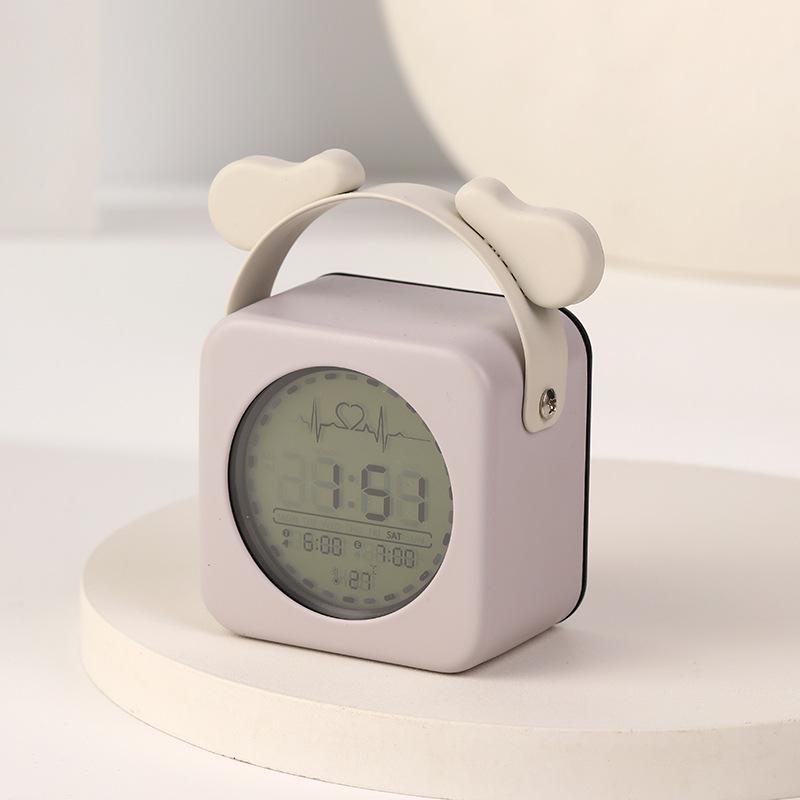 

Металлический электронный будильник для студентов, использующий модный мультяшный ЖК-дисплей, многофункциональный, простой в использовании для ленивых людей, настольное украшение, маленькие настольные часы