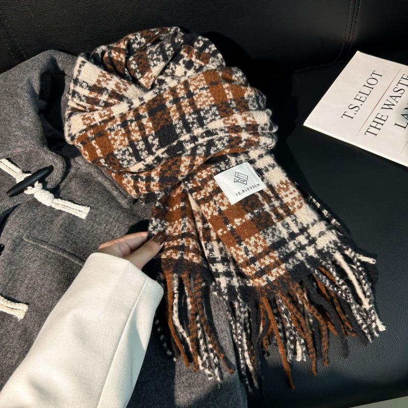 High-End Plaid Shawl for Women - 2025 Autumn/Winter Korean Style Thickened Imitation Cashmere Scarf