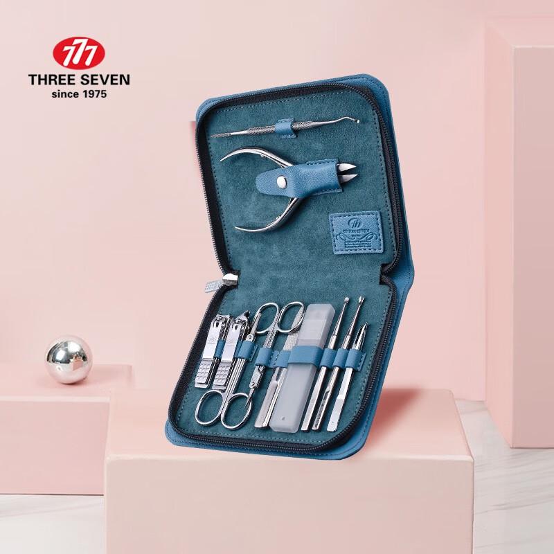 777 11-Piece Manicure and Grooming Kit