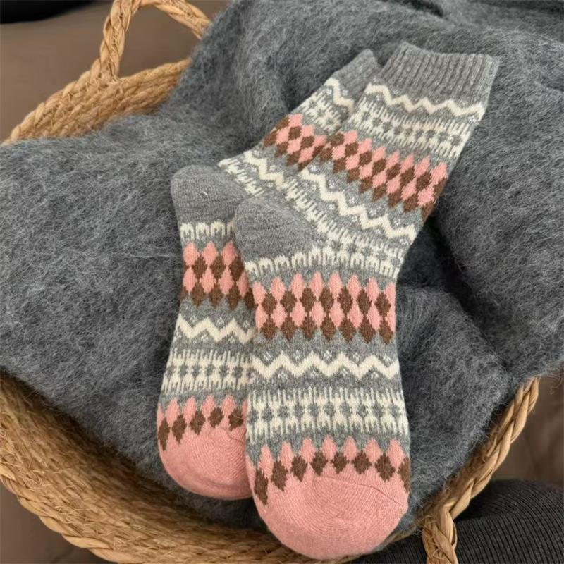 

1/5 Pairs Korean Style Sweet Bow Love Socks Autumn Winter Warm Socks Women S Mid-Calf Versatile Simple Socks Fair Isle Sock Gift