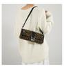 Niche leopard print underarm bag, fashionable retro high sense, commuting shoulder essential women's bag.