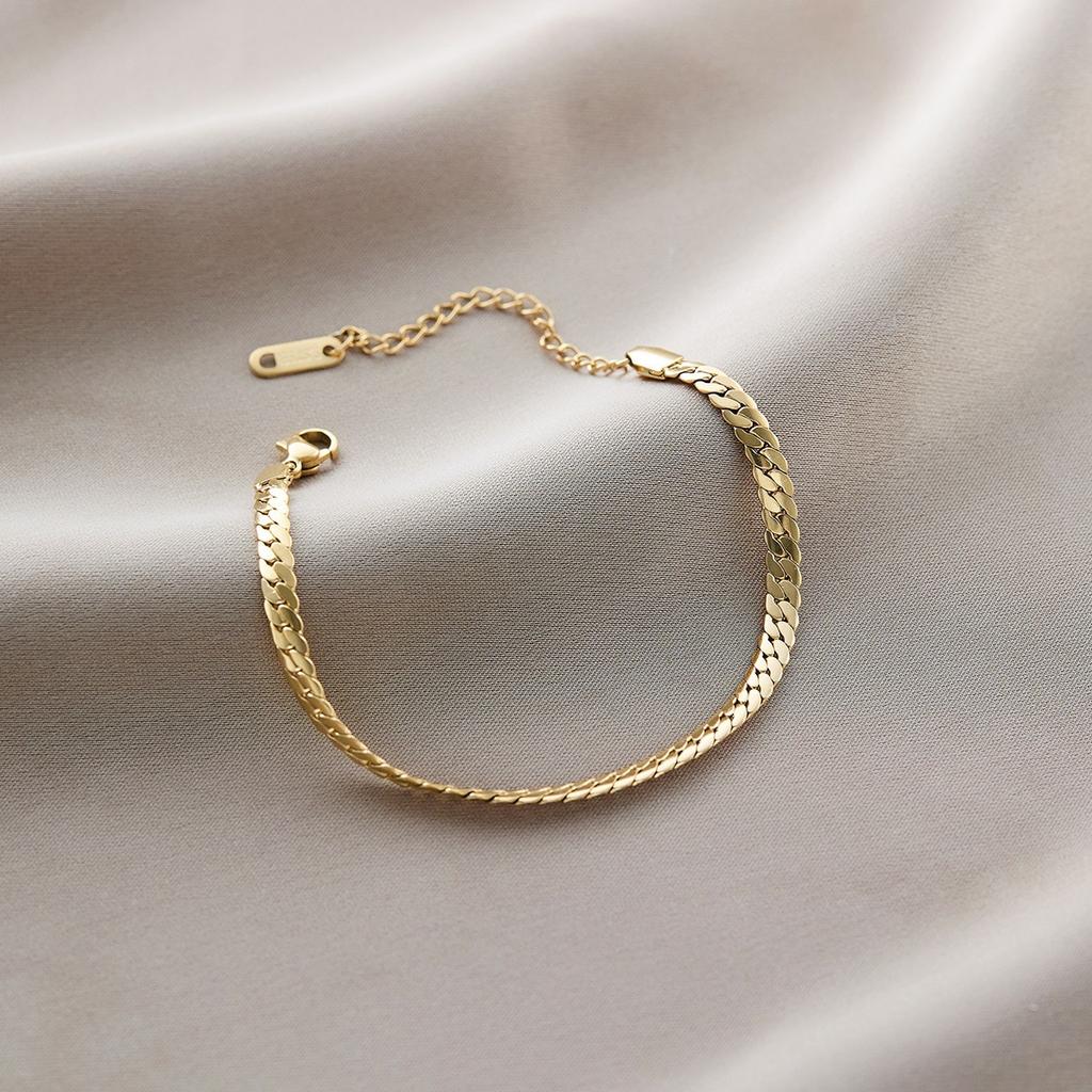 Braided Chain Bracelet with a Bold and Unique Style for Women, Non-fading Cuban Chain, Hip-hop Style Hiphop Chain Is a Versatile and Sophisticated