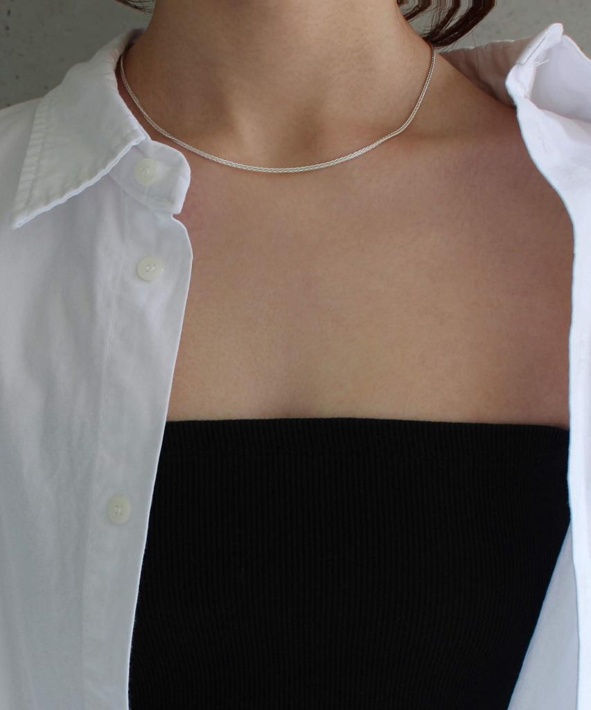 Chorock Line Necklace