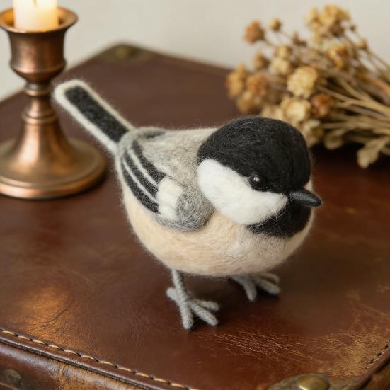 Yousheng Felt Bird Sculpture Handmade Wool Songbirds Figure Realistic Wildlife-Inspired Design Soft Layered Feathers Decorative Figurine