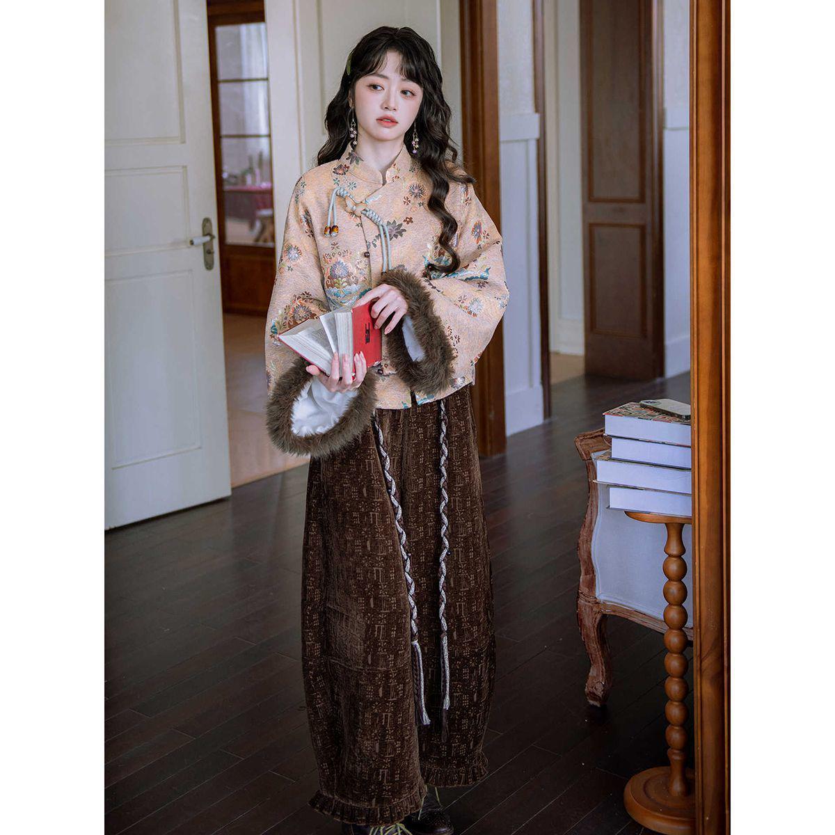 

2025 Popular Retro Women s Jacket: New Chinese National Style, High-Class, Unique Top XL (115-125 jin)