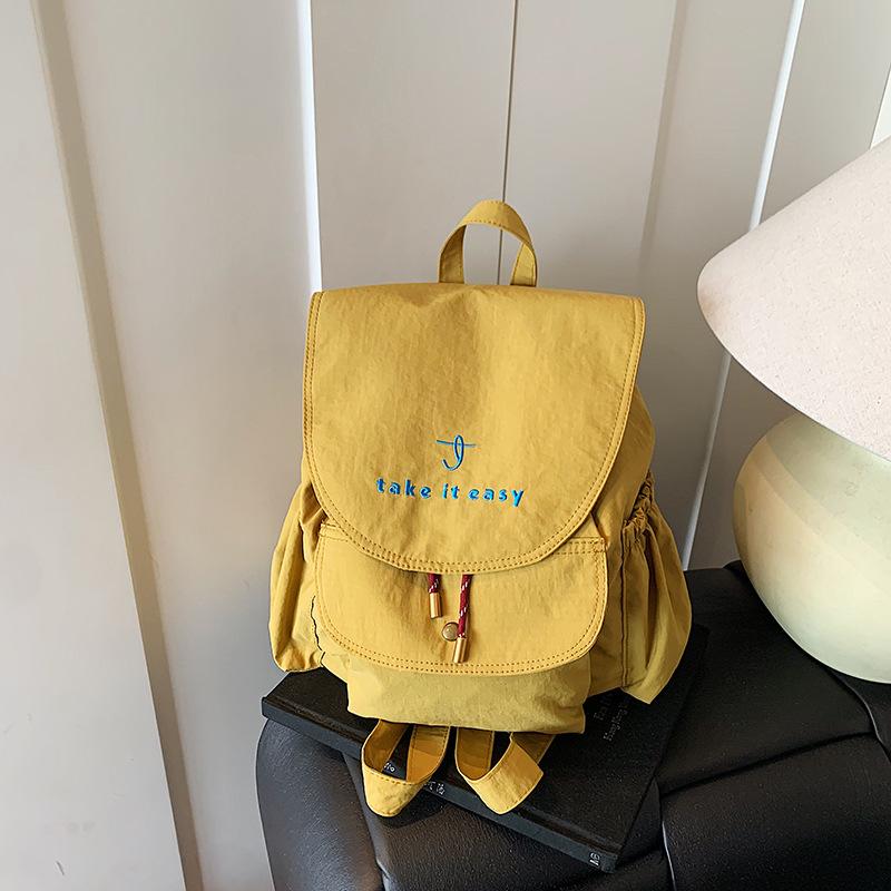 Casual Large-capacity Women's Backpack New Lightweight and Versatile Backpack Travel Schoolbag