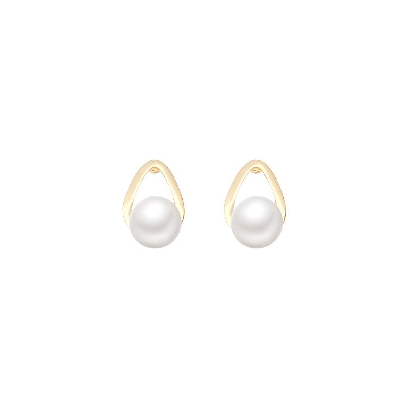 S925 Silver Needle Pearl Stud Earrings Women's Design Sense Light Luxury Earrings 2025 Retro Ears