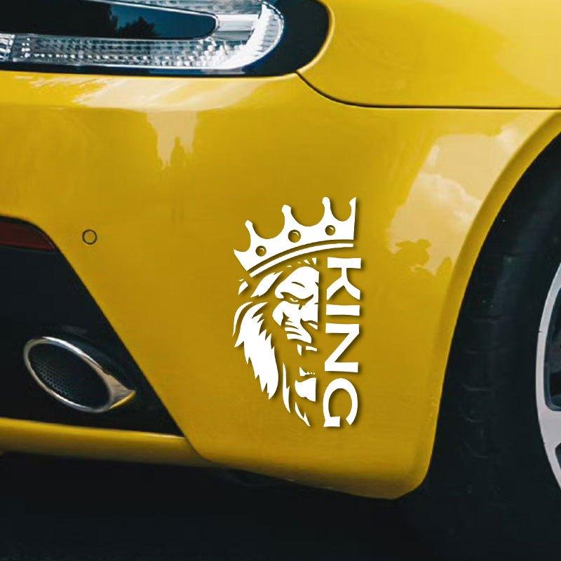 1Pc Lion With A Crown King Car Decals Auto Triangular Window Bumper Refit Car Body Styling Water-Repellent Sunscreen Vinyl Decals