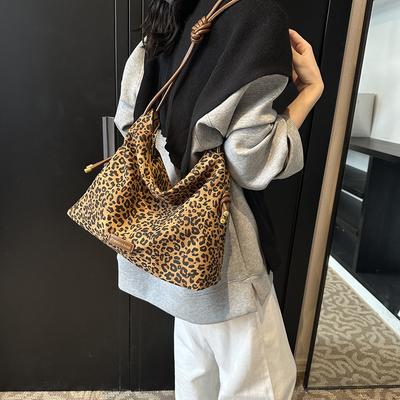 Design Leopard Print Denim Messenger Bag New Large-capacity Tote Bag Lazy Wind Shoulder Bag Personalized Fashion Women's Bag