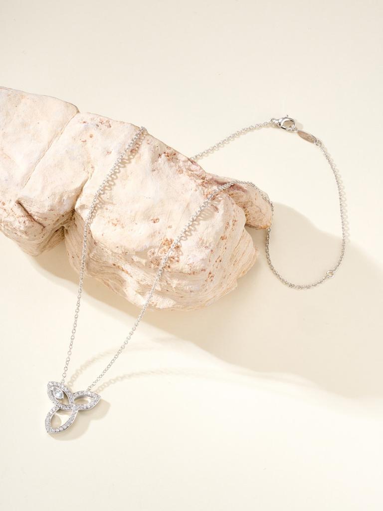 12 Minute Horse Eye Diamond Clover Pendant Diamond Necklace 18k Thick Gold Electroplated Daily Wear, Gift Banquet