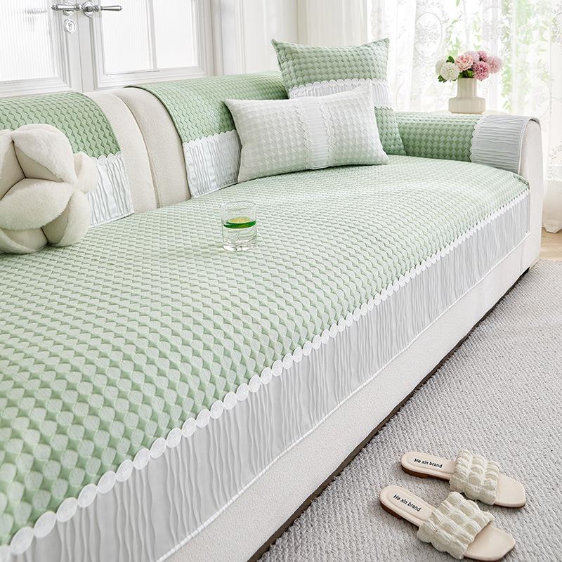 

Small Fresh Summer New Sofa Cushion Non-Slip And Breathable Advanced Feeling One-Piece Mat Ice Silk Mat Cushion 70*70cm